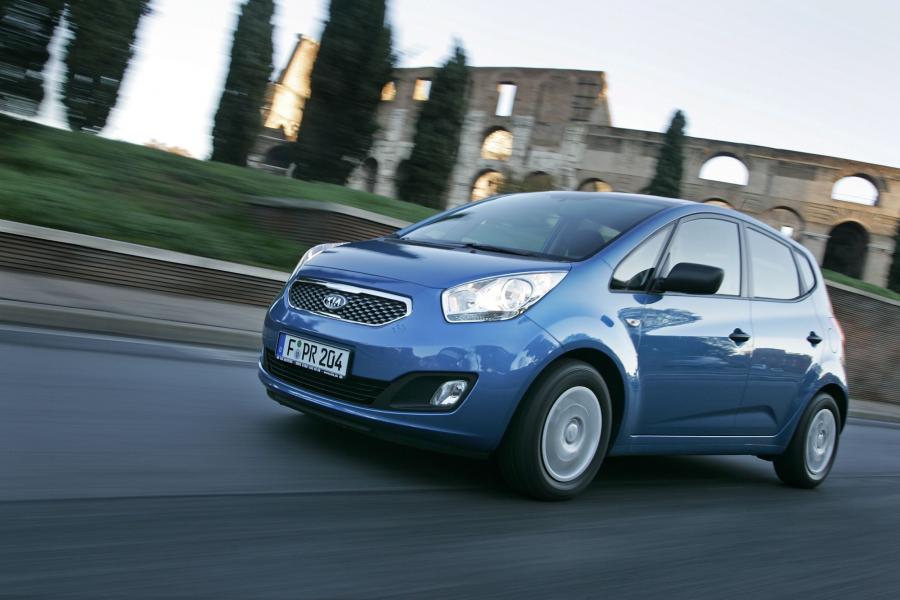  Kia Venga 2010 года  (фото 115 из 199)